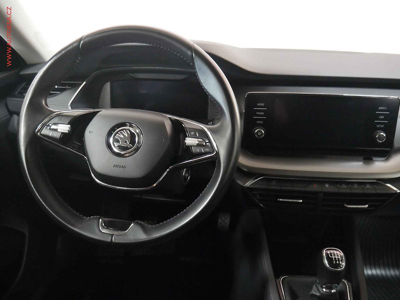 Škoda Octavia (2021) 1.5TSi, ČR, Ambition, LED - fotka 13 z 21