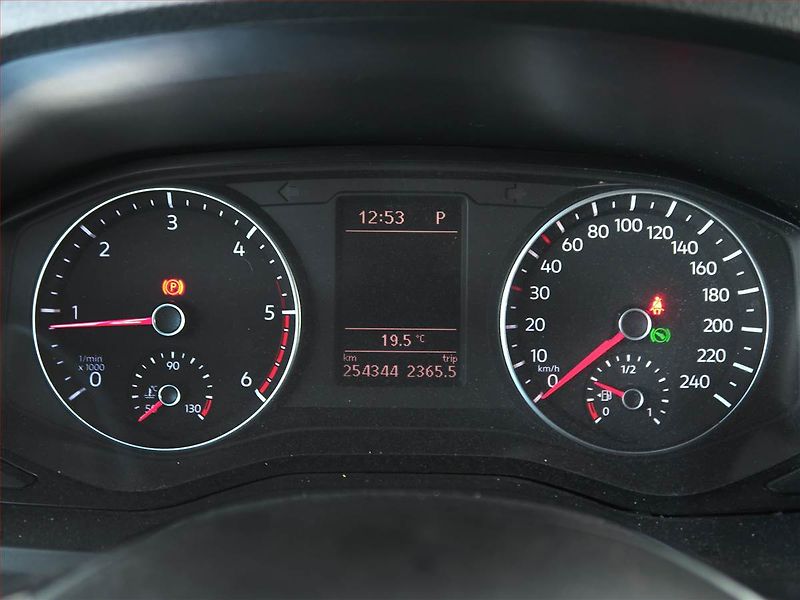 Volkswagen Amarok (2017) V6 3.0 TDI - fotka 11 z 17