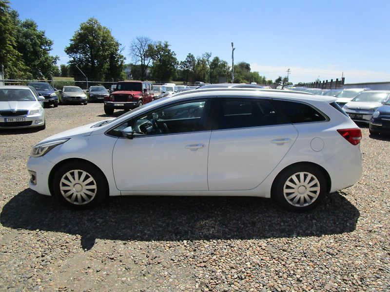 Kia Ceed 1,6-99KW-KOUPENO V ČR+NOVÁ STK - fotka 3 z 13