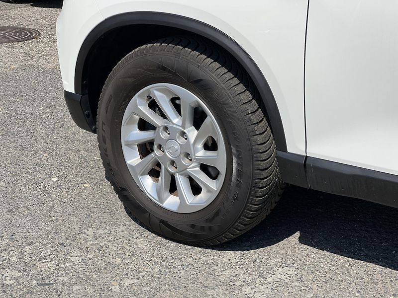 SsangYong Rexton 2.2D 4x2 KAMERA TEMPOMAT  - fotka 37 z 40