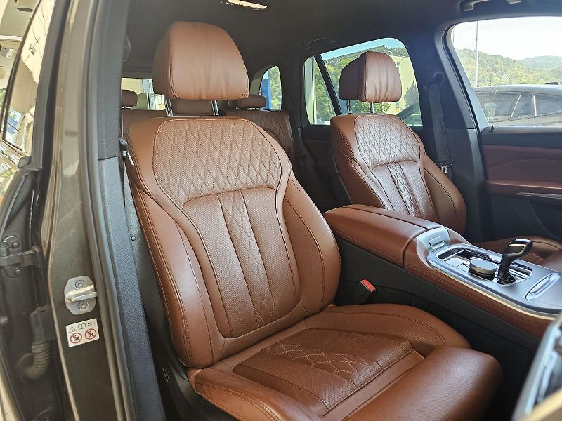 BMW X5 xDrive30d - fotka 17 z 31