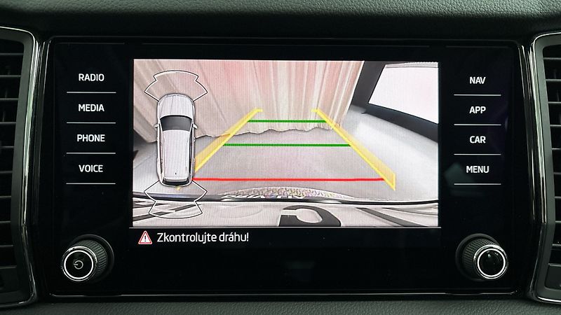 Škoda Kodiaq 2.0 TDI DSG 4x4 Style - fotka 12 z 30