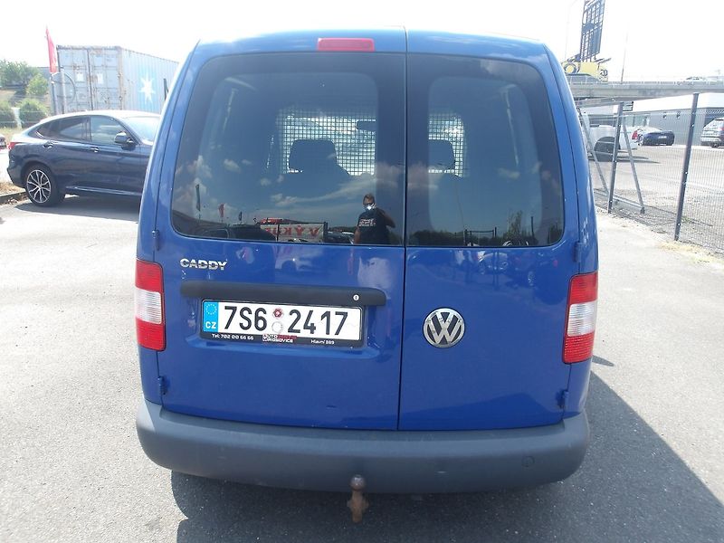 Volkswagen Caddy 1,4i ČR 1.MAJITEL !!! - fotka 9 z 37