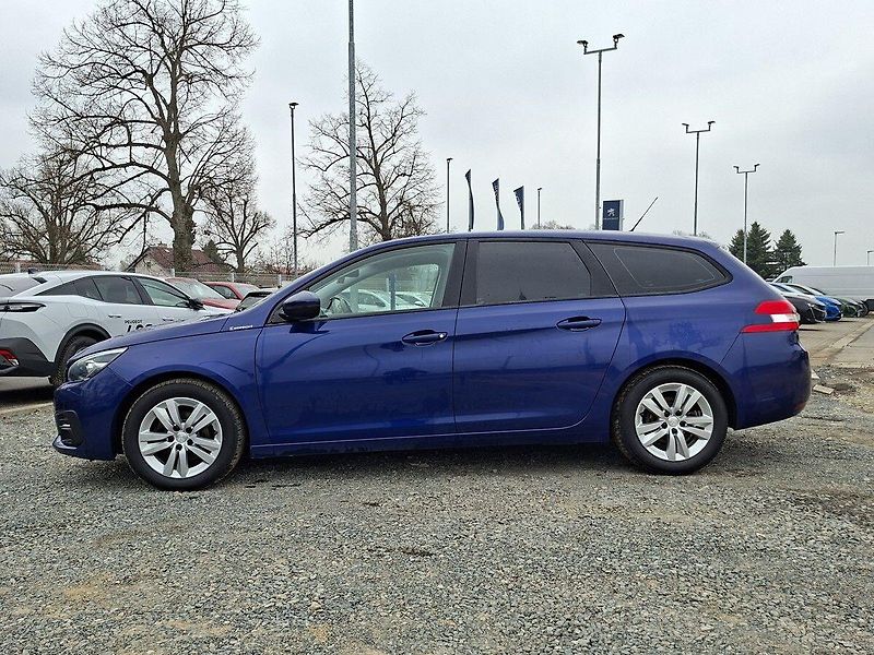 Peugeot 308 SW ACTIVE 1.5 BHDi 130k EAT6 - fotka 4 z 24