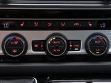 Volkswagen Multivan 2,0 TDI 146kW Highline DSG CZ - náhled 26