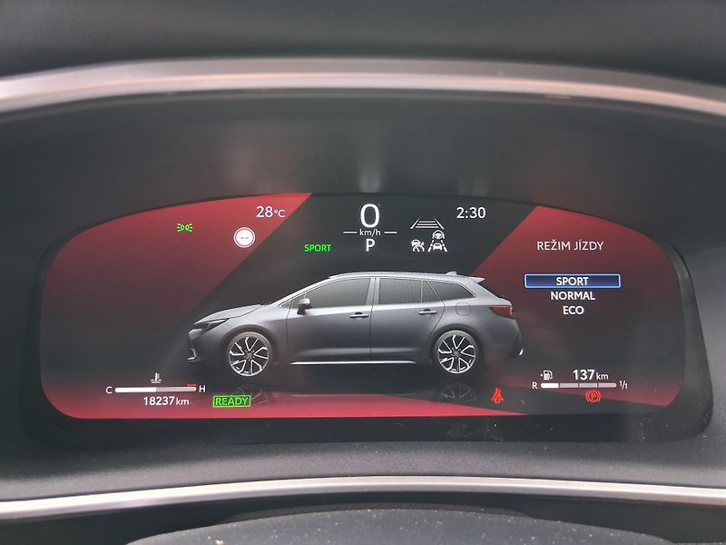 Toyota Corolla GR DYNAMIC JBL 2.0 Hyb. 144 kW - fotka 21 z 31