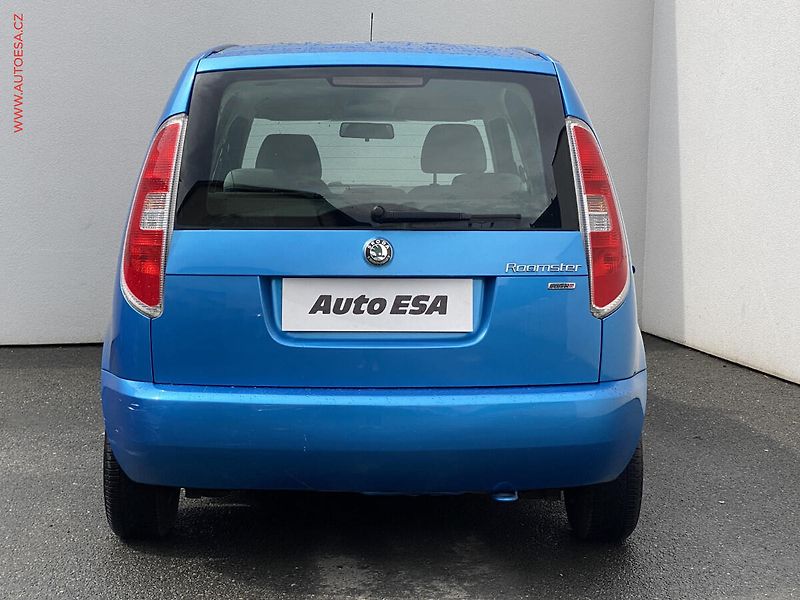 Škoda Roomster (2008) 1.2i, 2.maj,ČR, STK4/28 - fotka 5 z 15