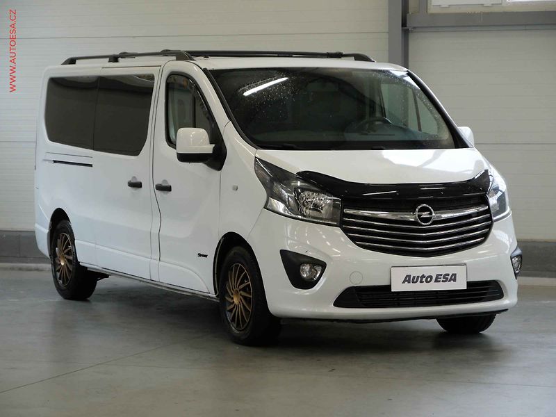 Opel Vivaro (2018) 1.6CDTi L2 9míst, 2.maj, AC - fotografie inzerátu