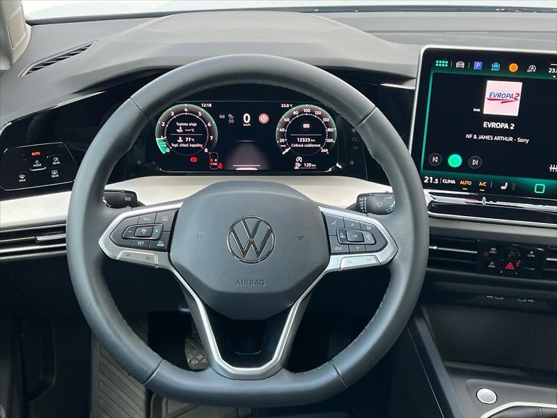 Volkswagen Golf Variant 1,5 TSi 85kW PEOPLE  8 FL - fotka 15 z 26