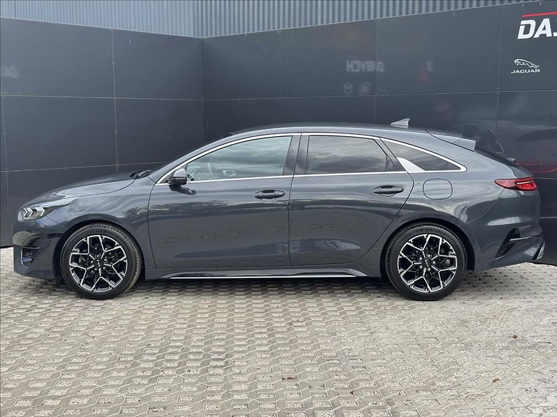 Kia ProCeed 1,5 T-GDI GT-Line 7DCT ČR - fotka 5 z 12