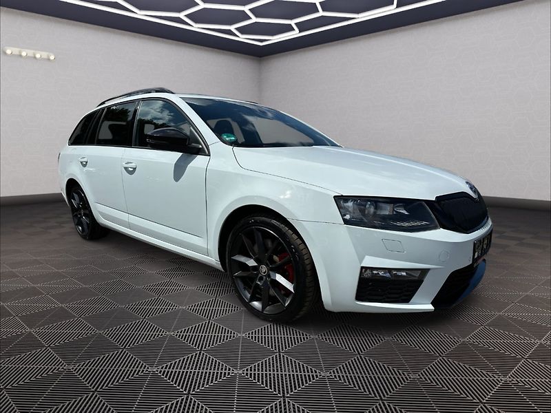 Škoda Octavia (2015) RS 2,0TDI 135kw DSG - fotka 1 z 28