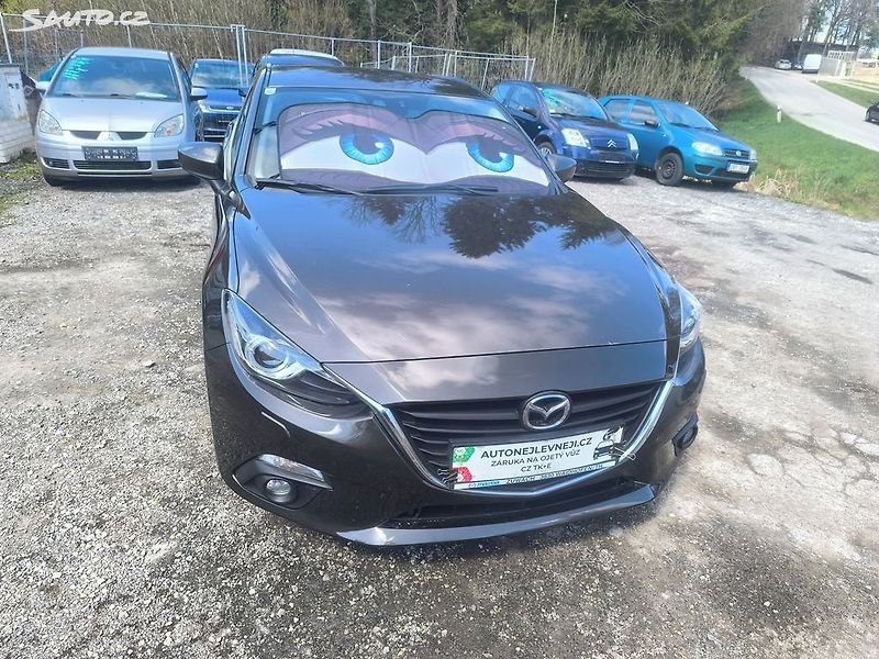 Mazda 3 2,0i,KRÁSNÁ,70KM,SERVISKA,1MAJ - fotka 2 z 25