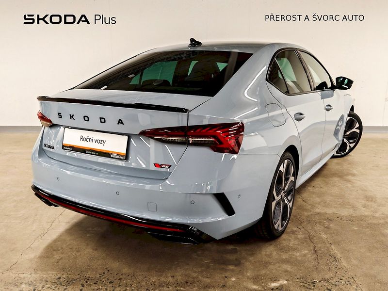 Škoda Octavia (2025) 2.0 TSI 195 kW DSG RS - fotka 2 z 32