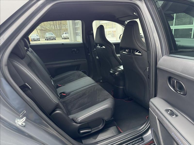 Hyundai Ioniq 5 Power 84kWh 4x4  N Everyday PN - fotka 13 z 22