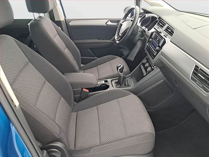 Volkswagen Touran (2022) Comfortline 2.0 TDI - fotka 9 z 17