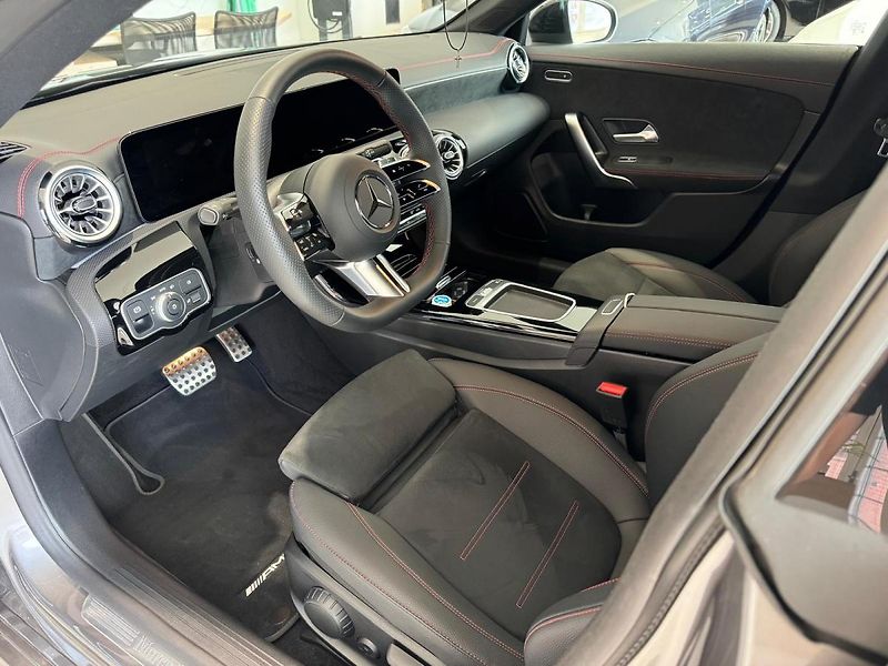 Mercedes-Benz CLA (2024) 200 d/AMG/PANO/360/TOP - fotka 10 z 16