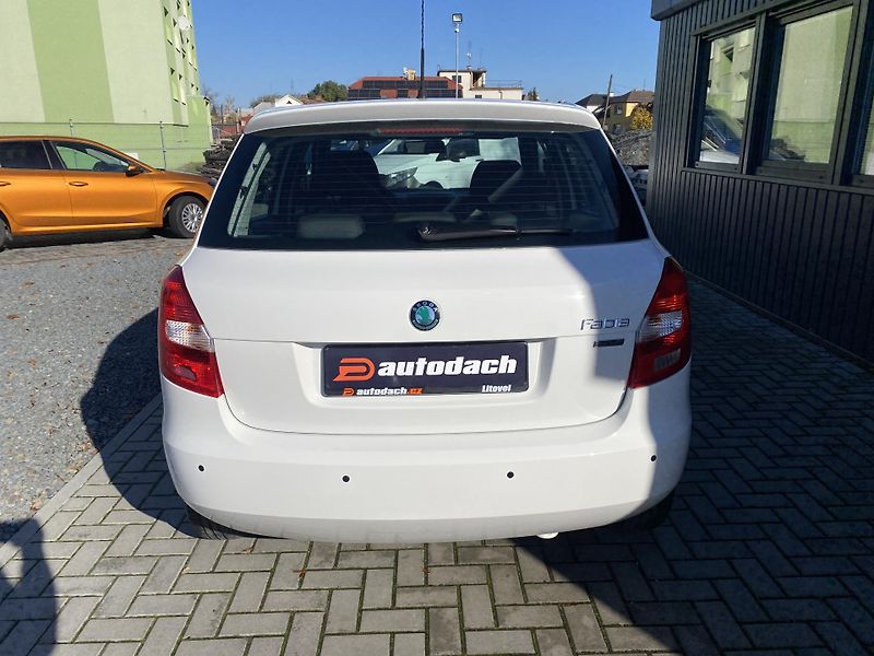 Škoda Fabia 1.4i 63kW - KLIMATIZACE - PDC - fotka 4 z 33