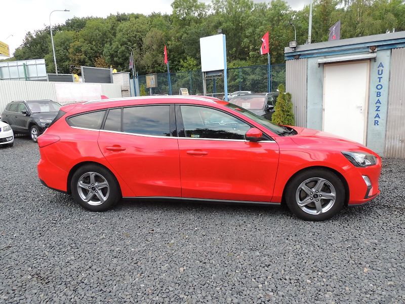 Ford Focus (2020) Combi 1.0i,92kw,ČR,1.majitel - fotka 4 z 44
