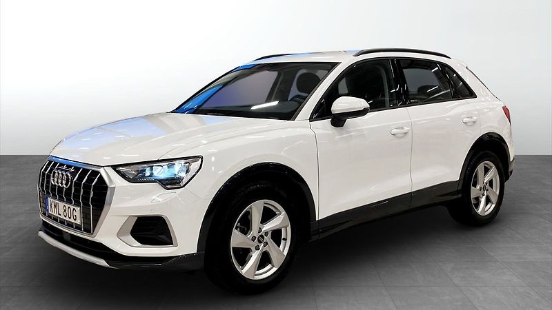 Audi Q3 35TFSI S Tronic LED Cockpit - fotka 1 z 13