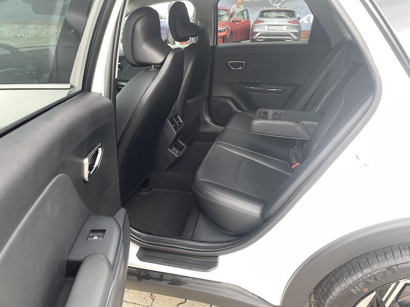 Kia K4 Sportswagon (2026) 1,6 T-GDi 7DCT TOP  - fotka 19 z 22