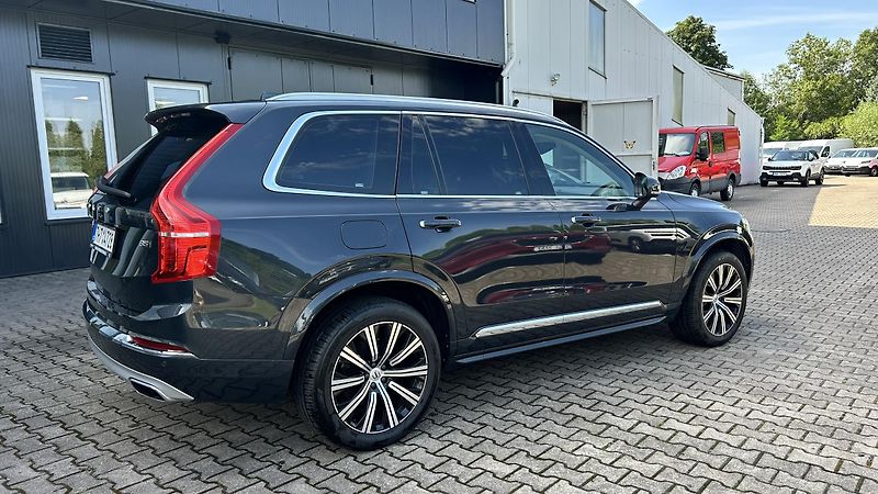 Volvo XC90 2.0D B5 AWD Inscription - fotka 8 z 16