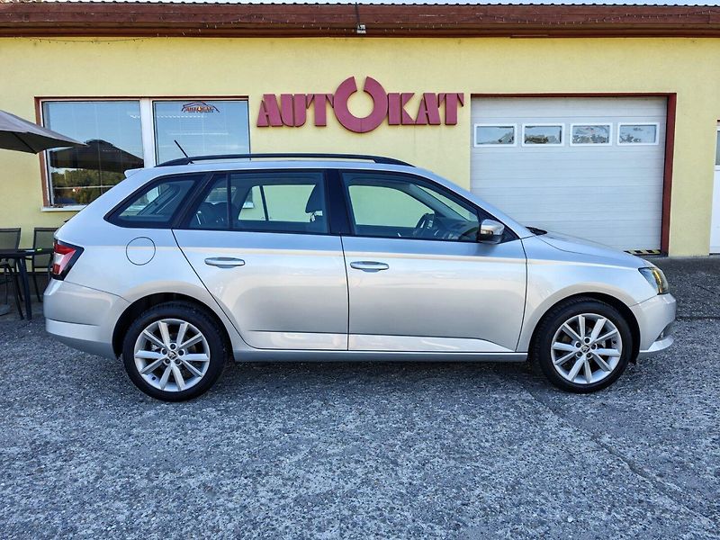 Škoda Fabia (2016) 1.2 TSi 66kw/ Tempomat/1.MAJ - fotka 2 z 29