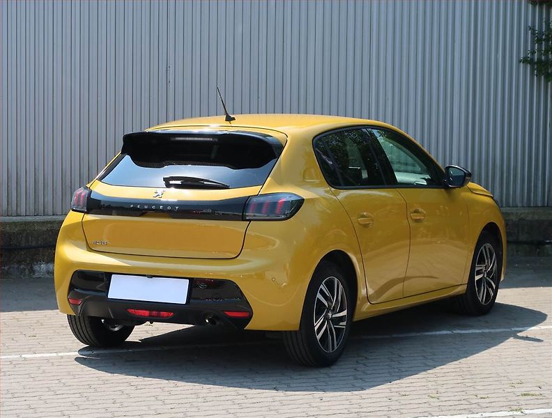 Peugeot 208 (2023) 1.2 PureTech, Automat, ČR - fotka 5 z 21