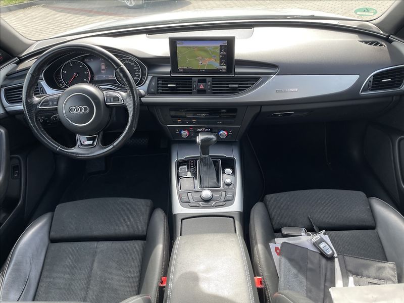 Audi A6 3,0 TDi 150kw S-Line Quattro - fotka 13 z 41