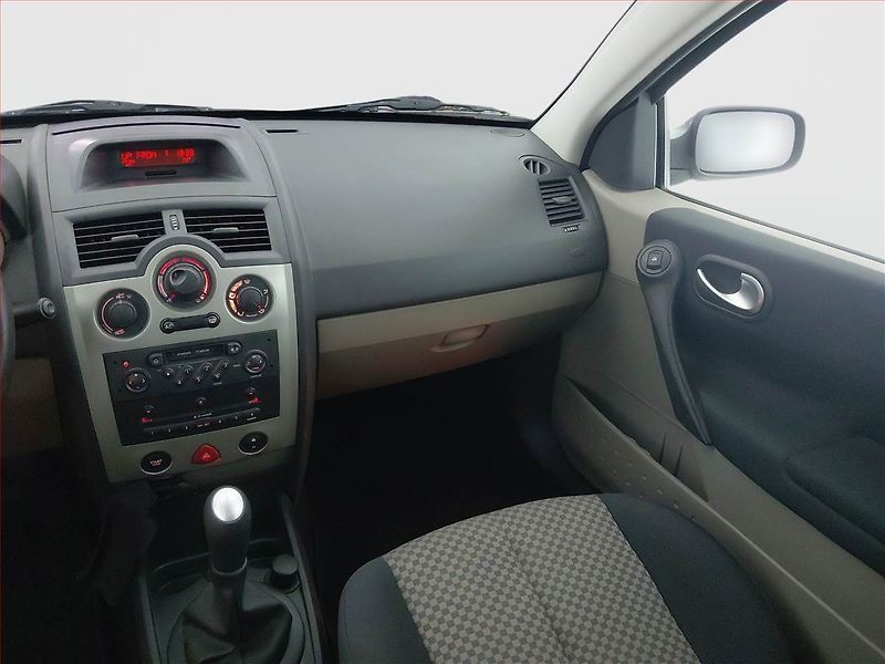 Renault Mégane (2005) 1.6 16V , ČR,1.maj, nová STK - fotka 8 z 14