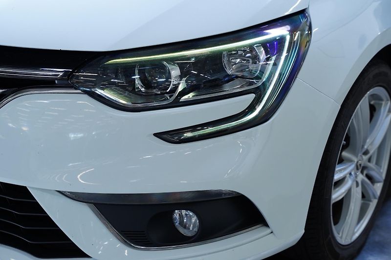 Renault Mégane - fotka 9 z 28