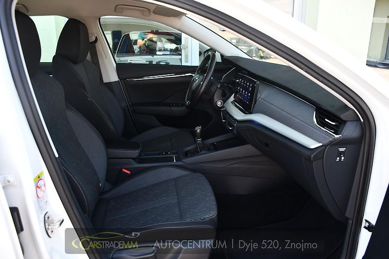 Škoda Octavia 1.5TSi STYLE LED TAŽNÉ ČR 1M - fotka 16 z 51