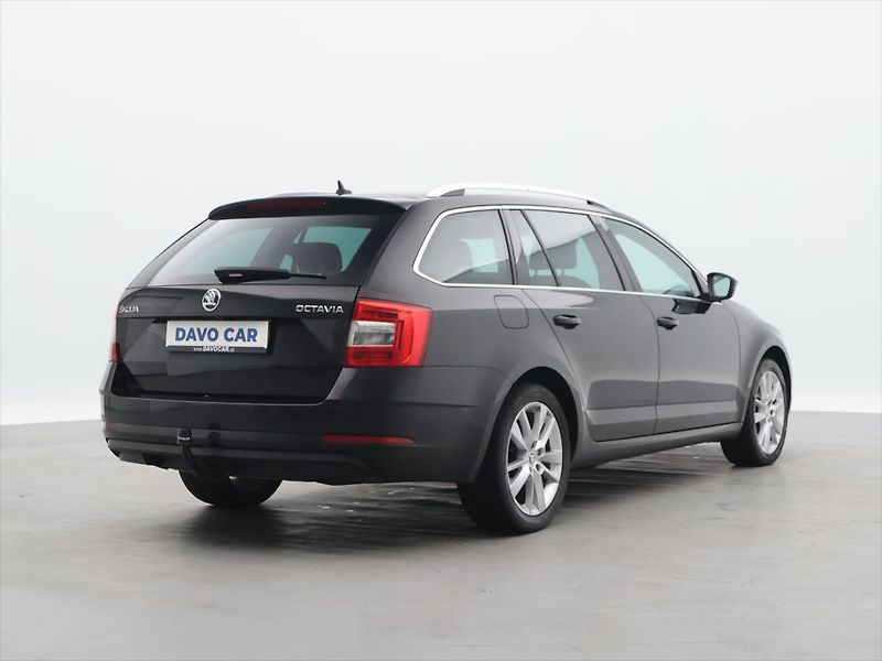 Škoda Octavia 1,6 TDI DSG Style+ LED Kůže - fotka 7 z 24