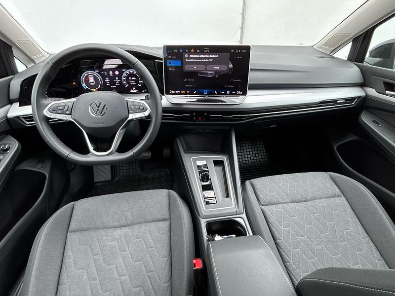 Volkswagen Golf People DSG - fotka 5 z 27