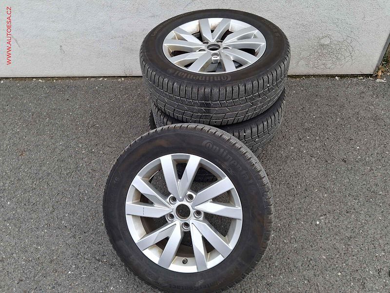 Volkswagen Passat (2015) 1.8 TSi, Highline, DSG, +ALU - fotka 21 z 21