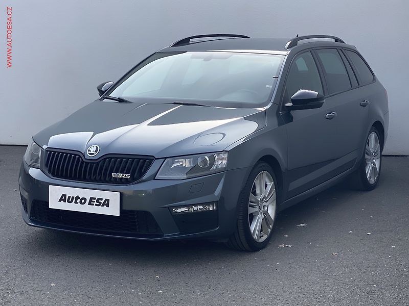 Škoda Octavia (2016) 2.0 TDi, ČR, RS Challange - fotka 3 z 19