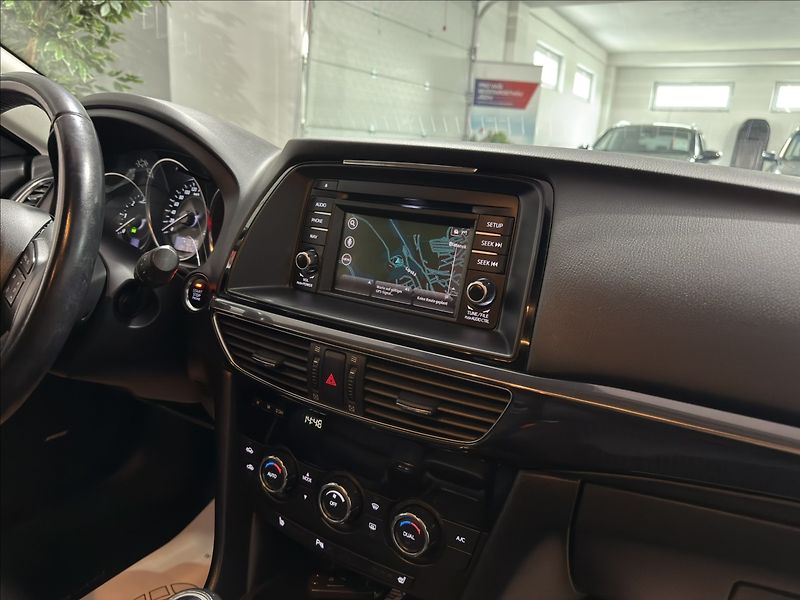 Mazda 6 2,2   D 129 kW SPORT BOSE 1.MA - fotka 23 z 43