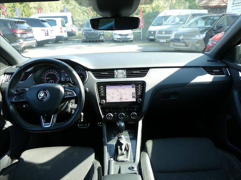Škoda Octavia 2,0 TDi 135kW RS DSG, serviska - fotka 28 z 49