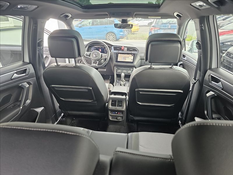 Volkswagen Tiguan Allspace 2,0TDi176KW R-Line Webasto - fotka 34 z 51