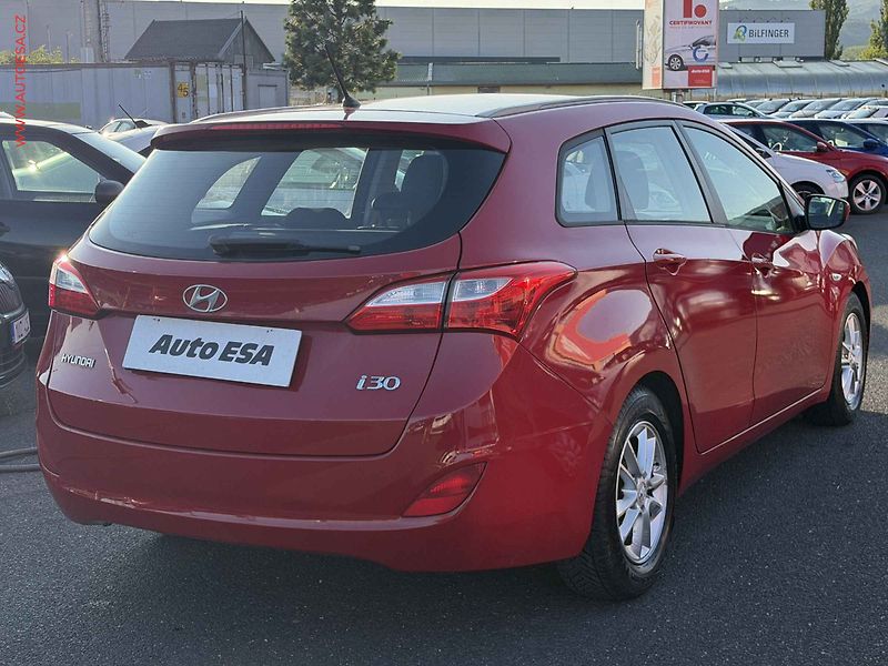 Hyundai i30 (2020) 1.4 - fotka 4 z 16