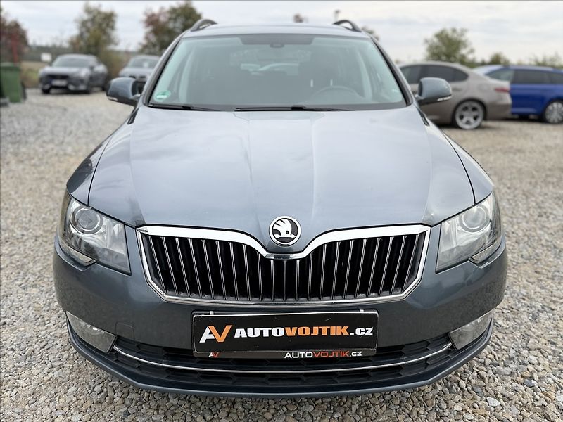 Škoda Superb 2,0 TDI PO ROZVODECH, NOVÁ STK - fotka 2 z 28