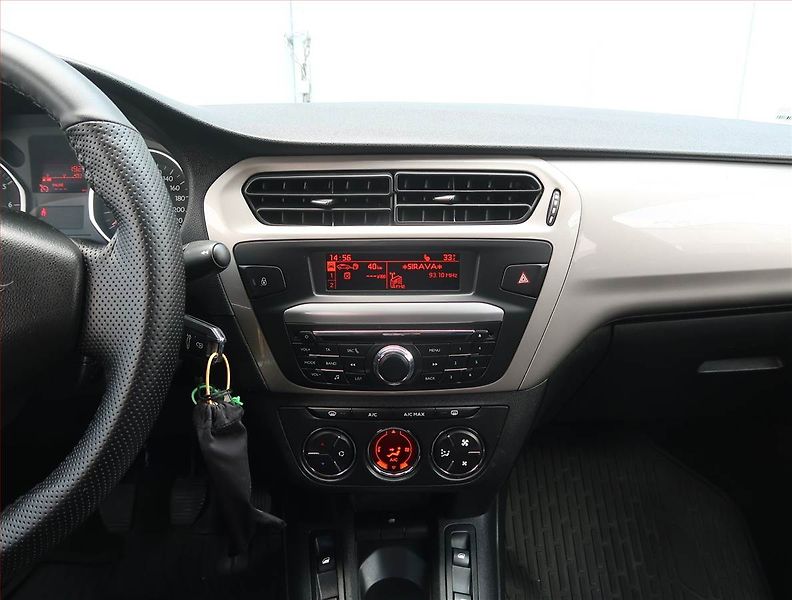 Citroën C-Elysée (2017) 1.6 VTi, Serv.kniha, Tempomat - fotka 12 z 17