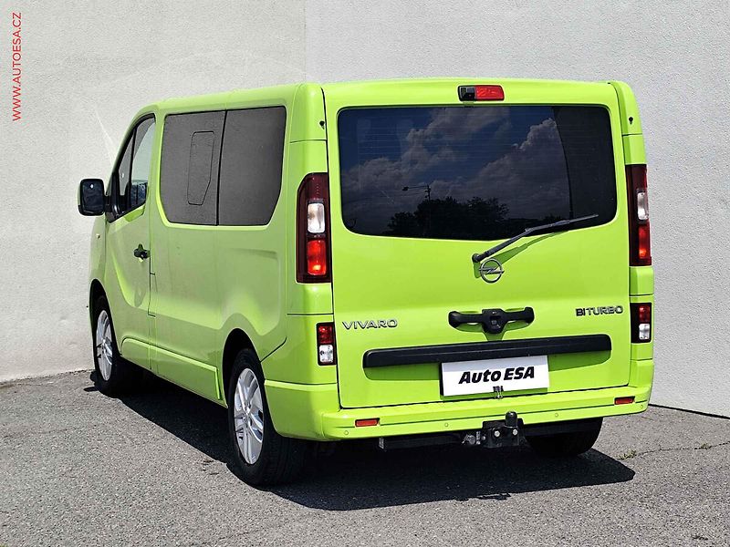 Opel Vivaro (2015) 1.6CDTi 9míst, TZ, navi, 92kW - fotka 6 z 27