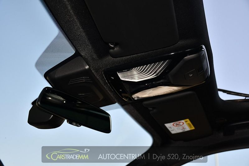 BMW Řada 3 320d xDrive M-SPORT ČR HUD DCC - fotka 46 z 58