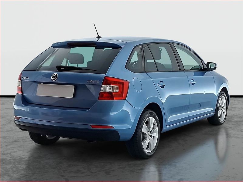 Škoda Rapid (2015) Spaceback 1.2 TSI - fotka 5 z 17