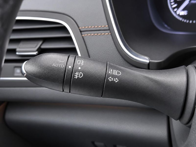 Renault Talisman 1,6 dCi 118 kW EDC Energy Inte - fotka 20 z 40