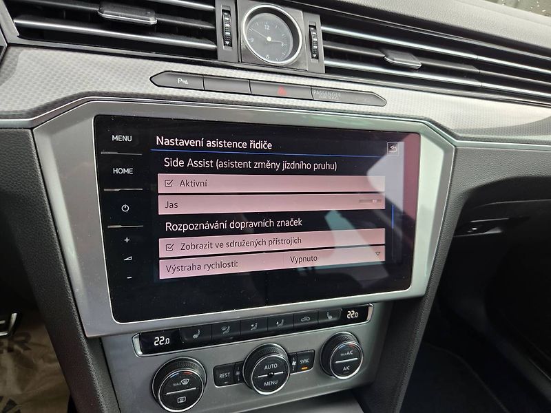 Volkswagen Passat Variant (2019) Passat Alltrack 2.0 BiTDI - fotka 20 z 50