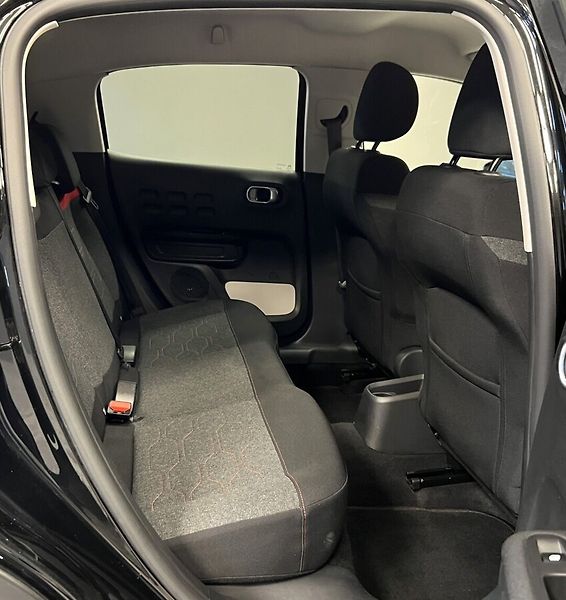 Citroën C3 Aircross 1,2 PureTech Shine - fotka 14 z 18