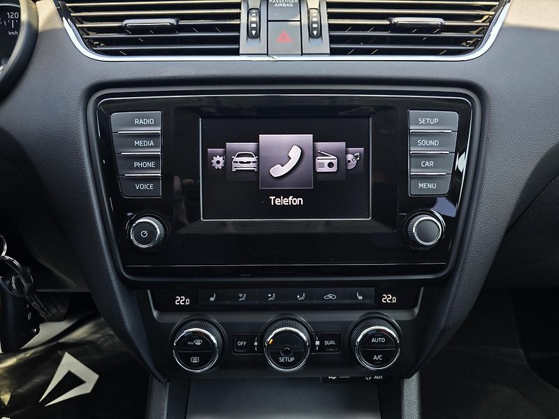 Škoda Octavia 1.4TSI ELEGANCE 1Majitel - fotka 20 z 20