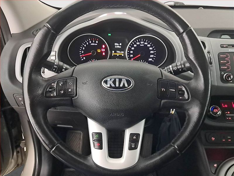 Kia Sportage (2015) 1.6 GDI, Tempomat - fotka 16 z 18