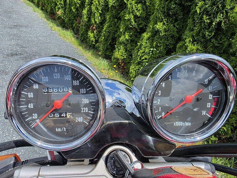 Suzuki GSF 600 N Bandit (1998) - fotka 11 z 11